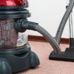 vacuum-cleaner-carpet-cleaner-housework-housekeeping-38325